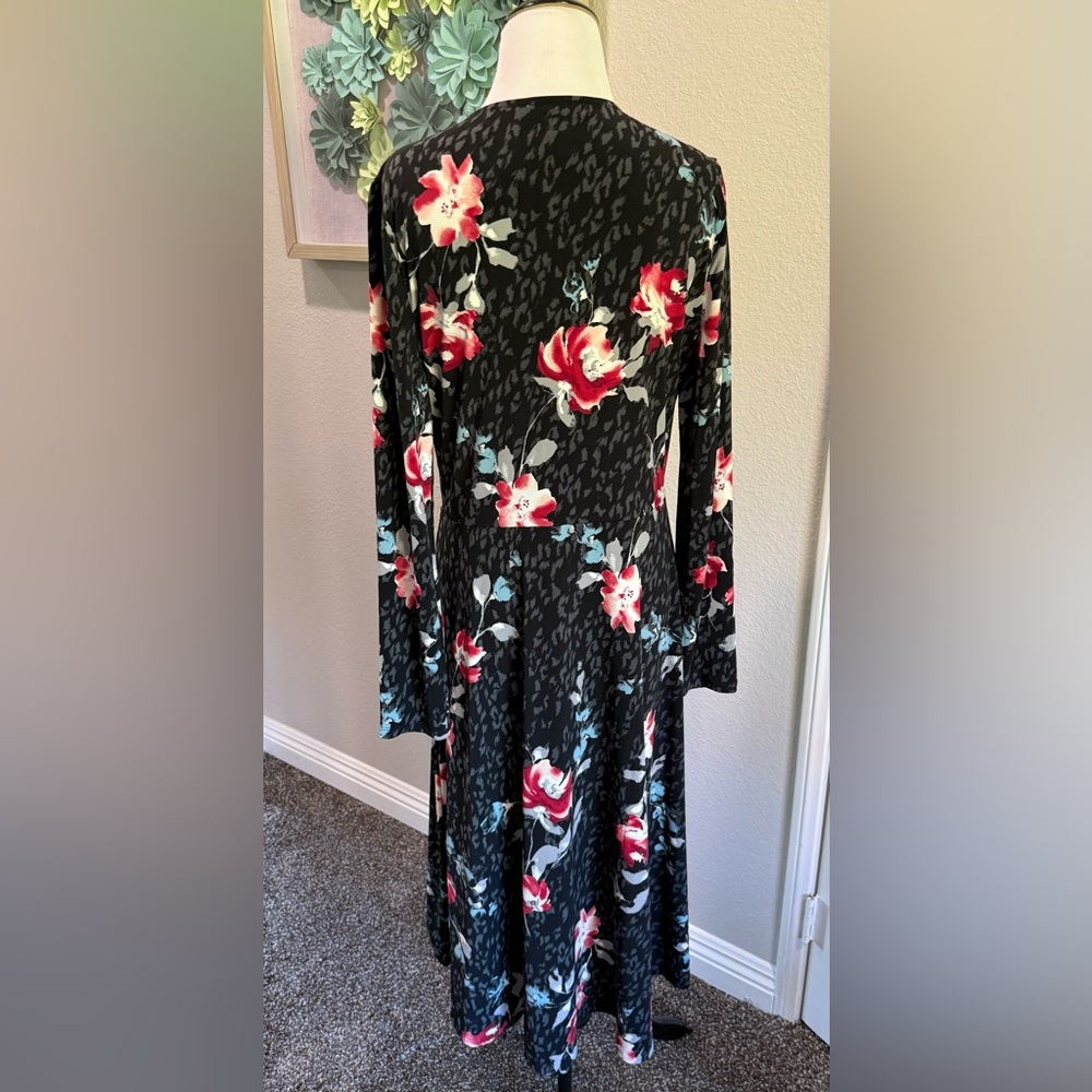 White House Black Market Black and Red Floral Long Sleeve Dress - Picture 3 of 6